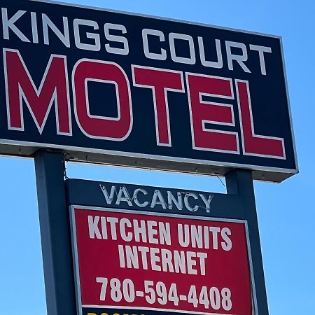 Kings Court Motel Cold Lake Exterior foto